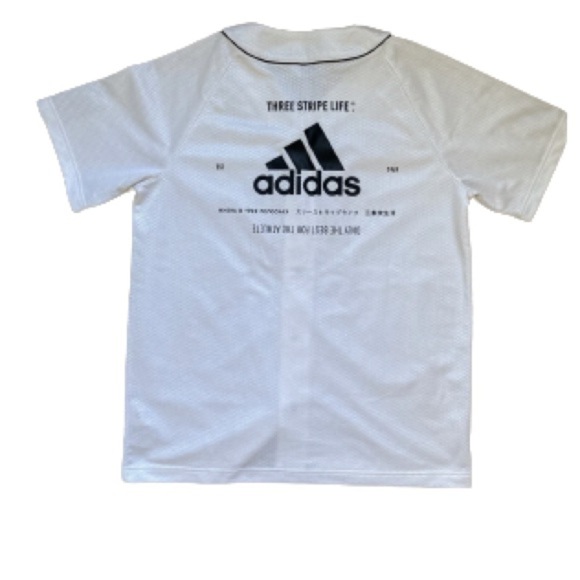 Adidas logo top - size medium (Japanese, Russian, Chinese wording) - Picture 1 of 4